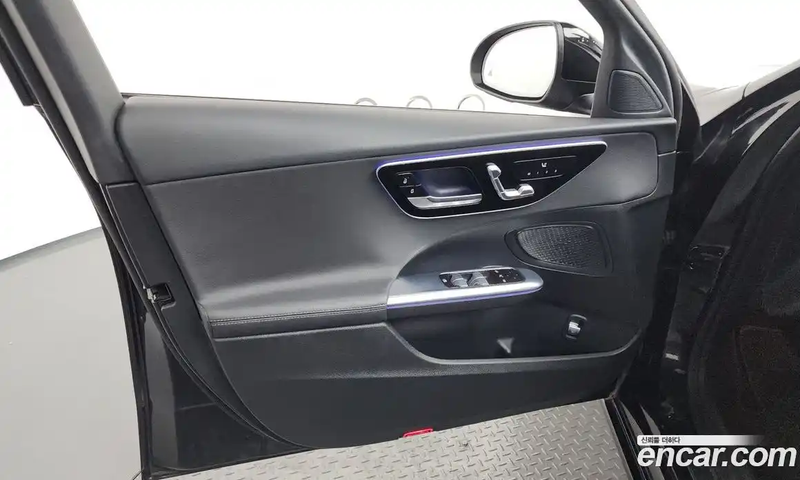 Mercedes-Benz C-Class 2022 2.0 автомат (гидро), фото 14