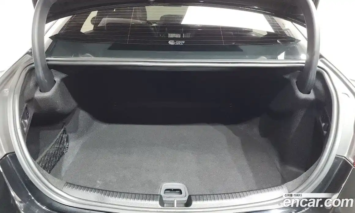 Mercedes-Benz C-Class 2022 2.0 автомат (гидро), фото 25