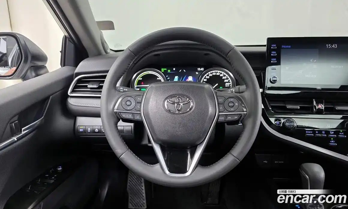 Toyota Camry 2023 2.5 гидро, фото 13