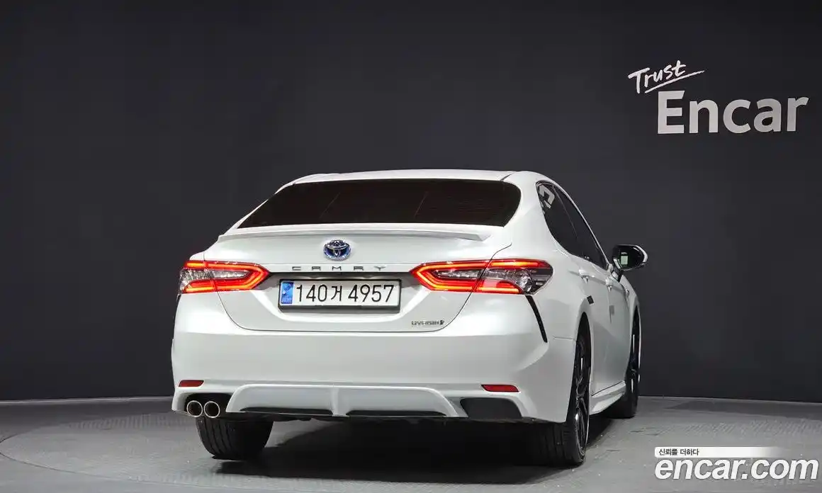 Toyota Camry 2023 2.5 гидро, фото 4