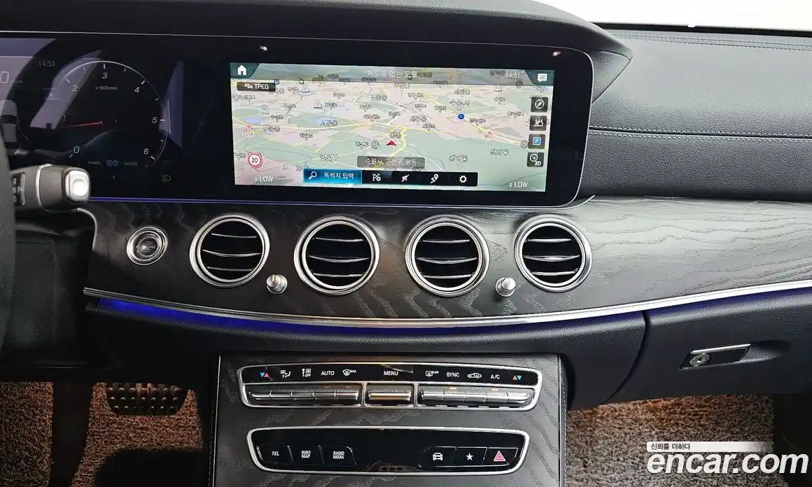 Mercedes-Benz E-Class 2023 1.9 автомат (гидро), фото 18