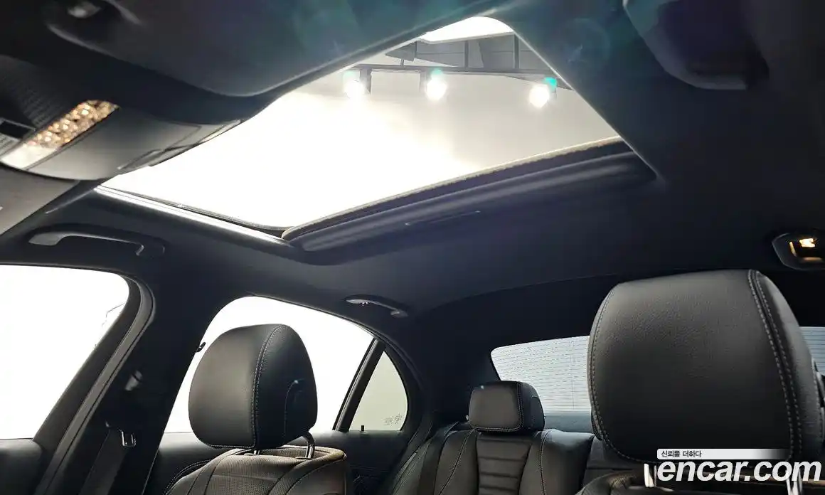 Mercedes-Benz E-Class 2023 1.9 автомат (гидро), фото 21