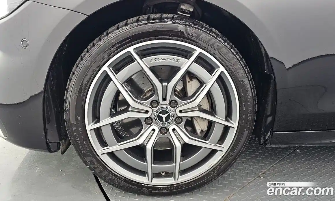 Mercedes-Benz E-Class 2023 1.9 автомат (гидро), фото 5