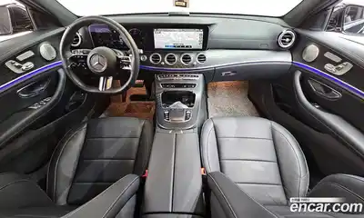 Mercedes-Benz E-Class 2023 1.9 автомат (гидро), миниатюра 10