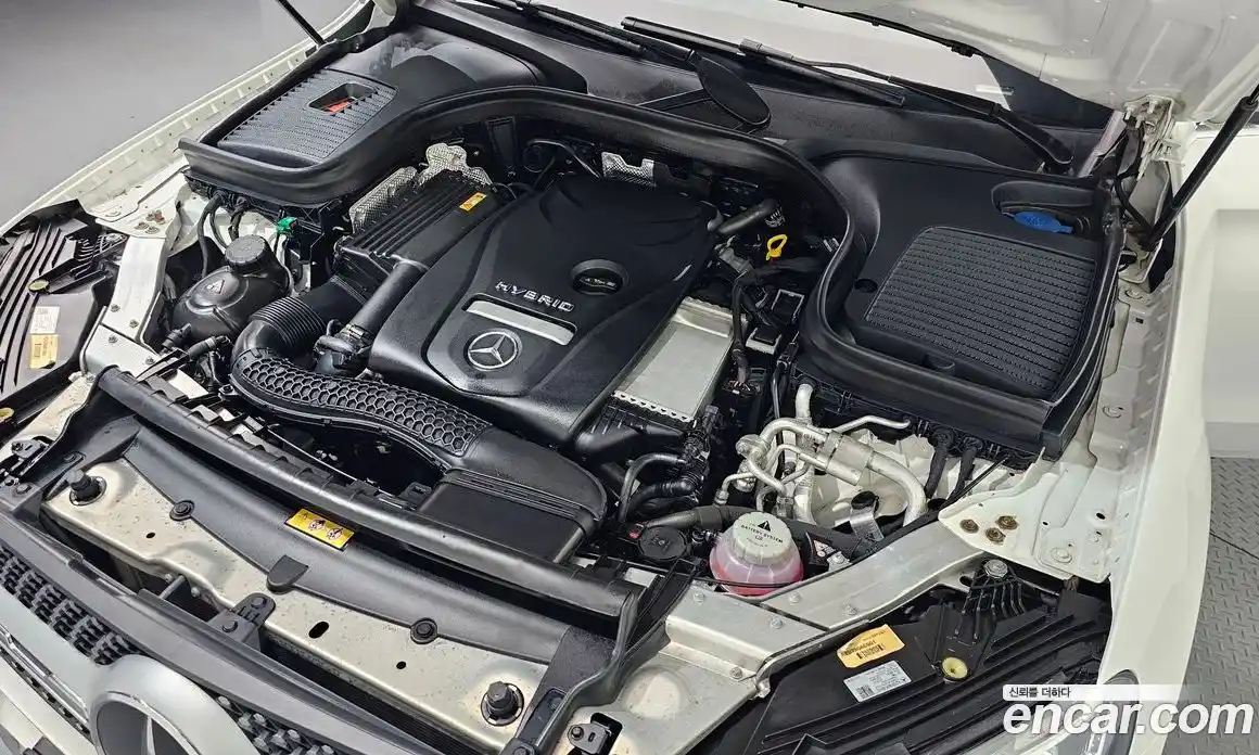 Mercedes-Benz GLC-Class 2021 2.0 автомат (гидро), фото 6