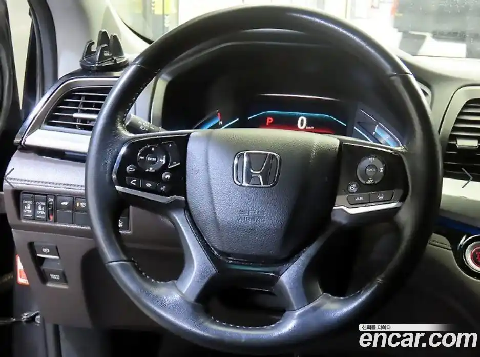 Honda Odyssey 2019 3.5 автомат (гидро), фото 8
