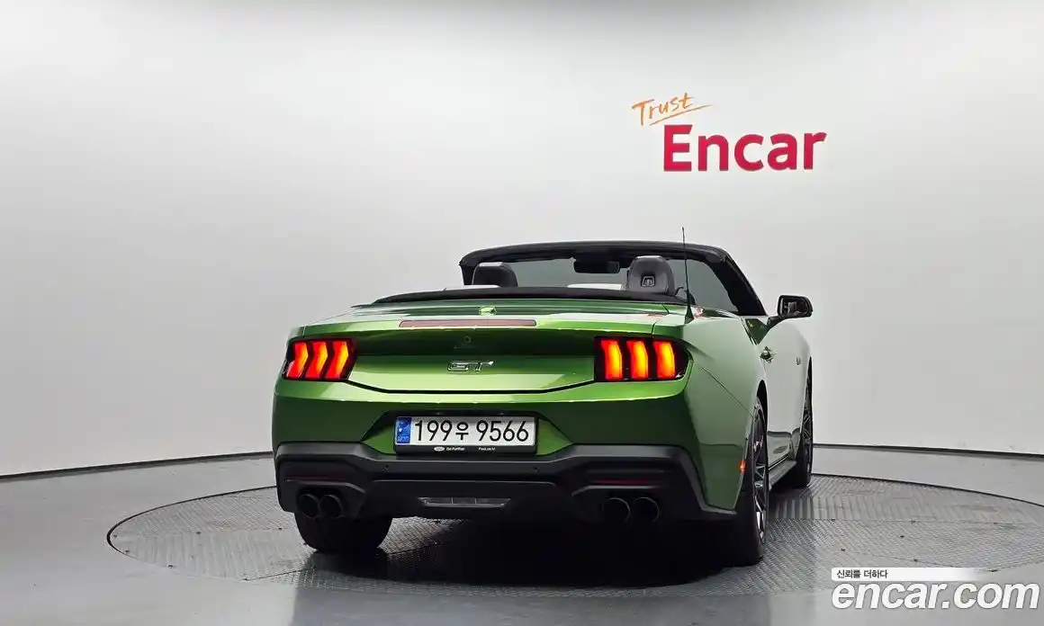 Ford Mustang 2024 5.0 автомат (гидро), фото 4
