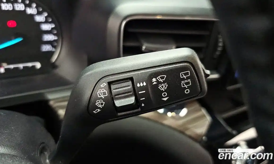 Ford Explorer 2022 2.3 автомат (гидро), фото 23