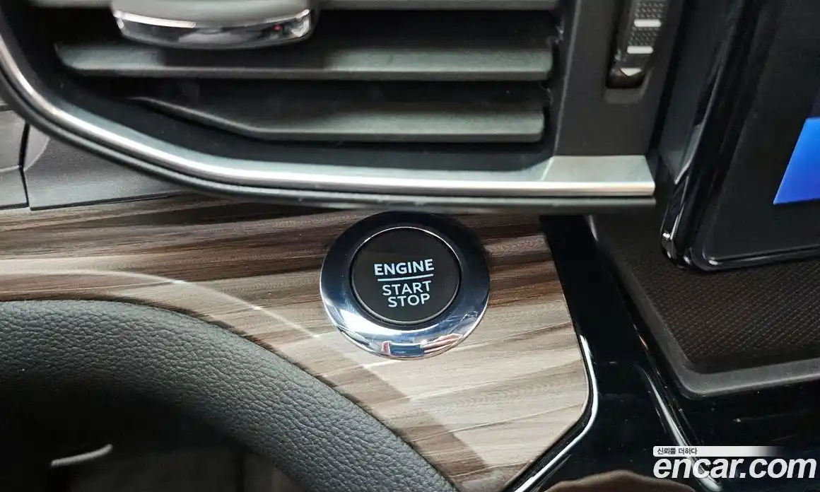 Ford Explorer 2022 2.3 автомат (гидро), фото 30