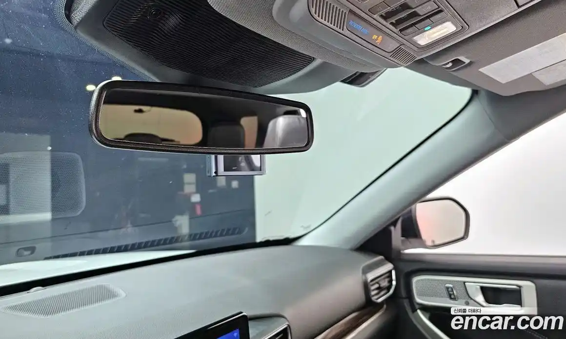 Ford Explorer 2022 2.3 автомат (гидро), фото 31