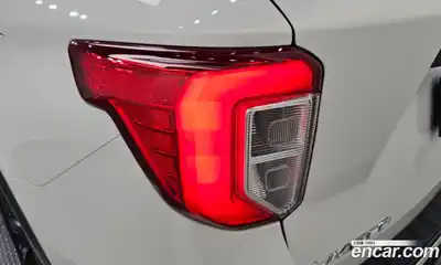 Ford Explorer 2022 2.3 автомат (гидро), миниатюра 9
