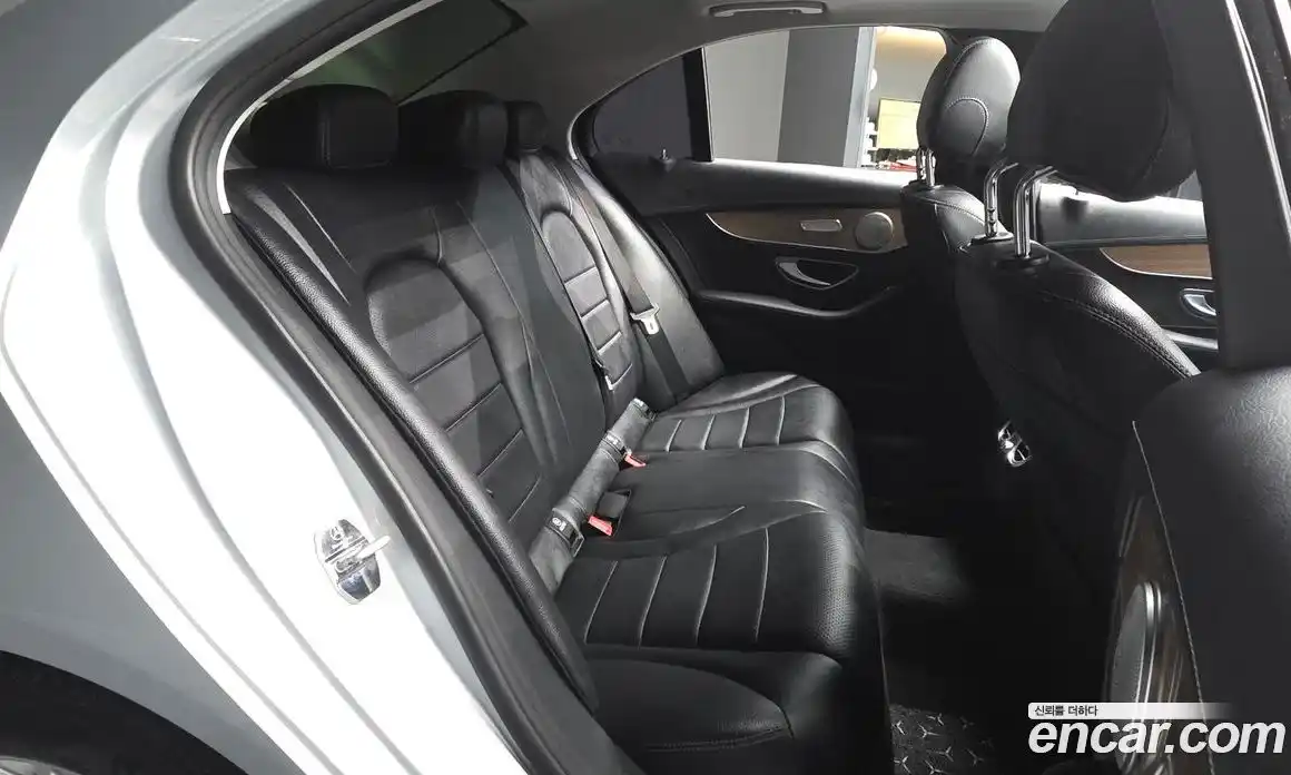 Mercedes-Benz C-Class 2016 2.1 гидро, фото 12 Mercedes-Benz C-Class 2016 2.1 гидро, фото 12