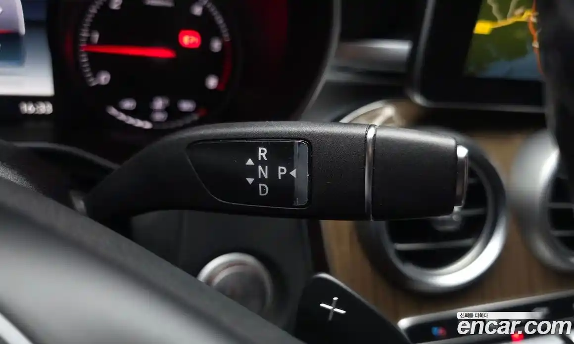 Mercedes-Benz C-Class 2016 2.1 гидро, фото 9 Mercedes-Benz C-Class 2016 2.1 гидро, фото 9