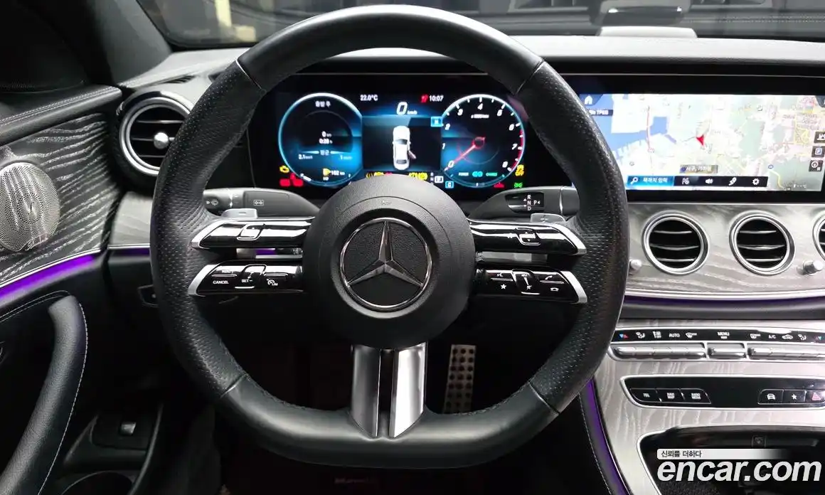 Mercedes-Benz E-Class 2023 2.0 автомат (гидро), фото 13