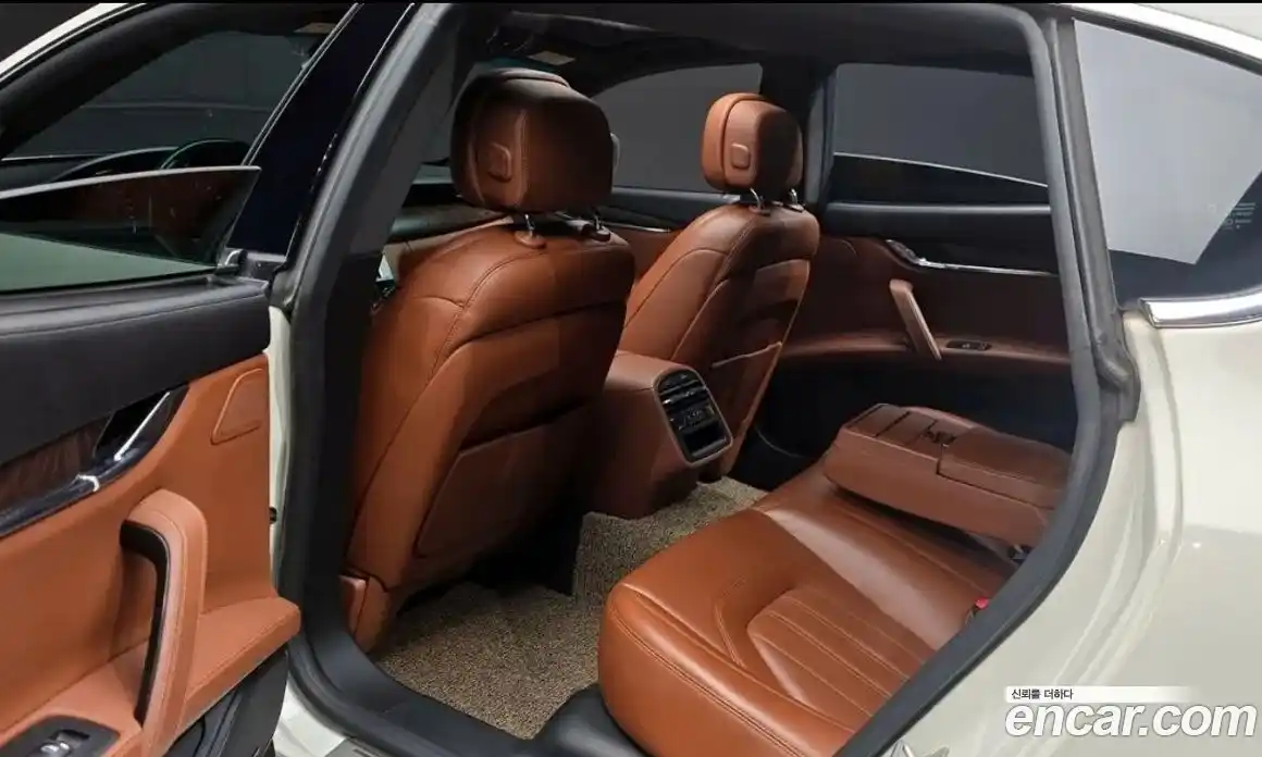 Maserati Quattroporte 2016 3.0 гидро, фото 12