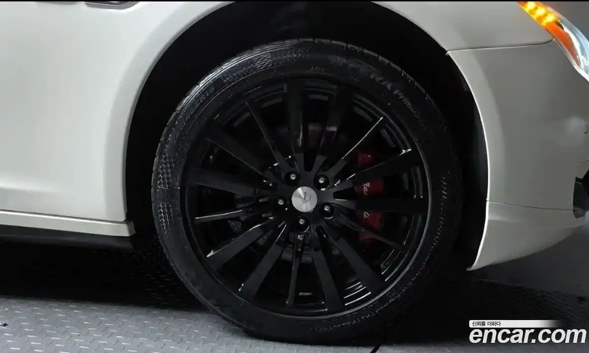 Maserati Quattroporte 2016 3.0 гидро, фото 5