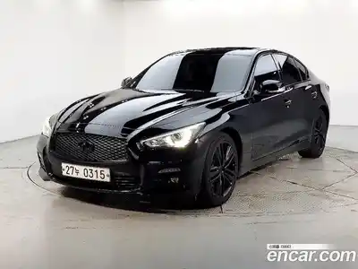 Infiniti Q50