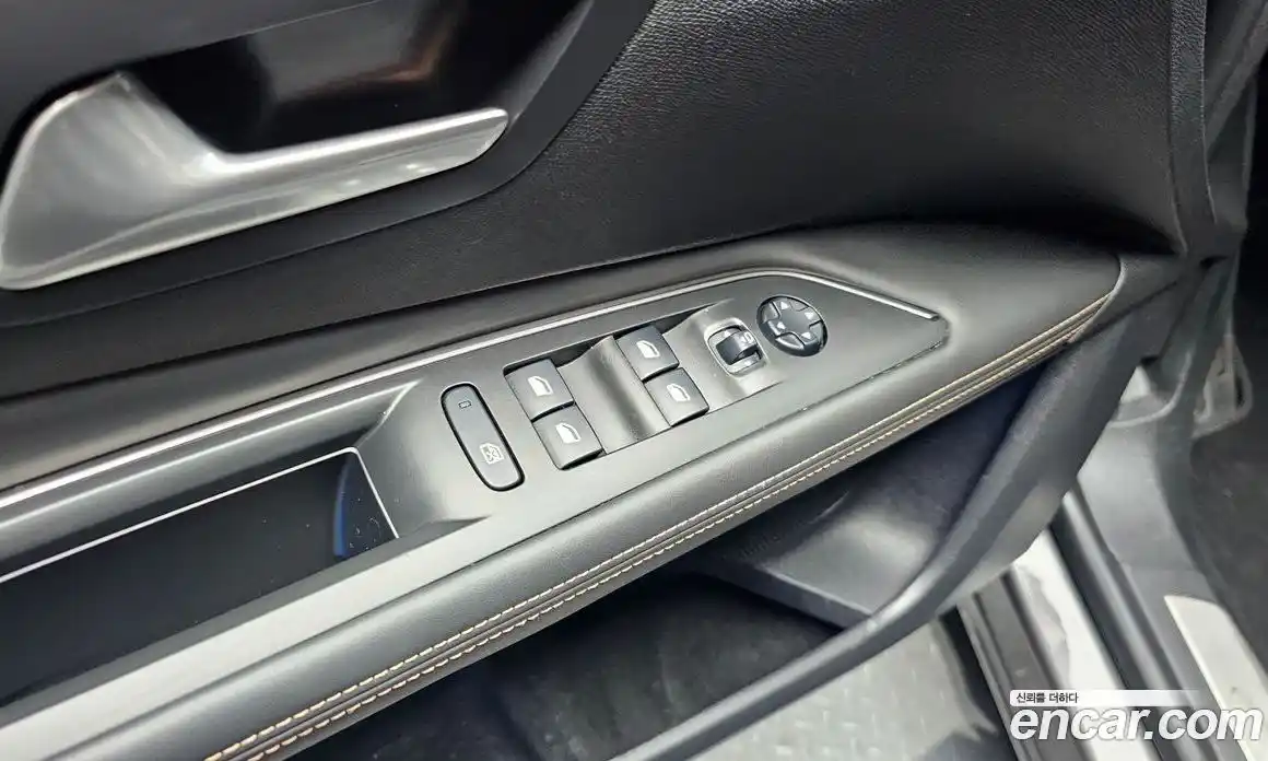 Peugeot 3008 2019 1.5 автомат (гидро), фото 27