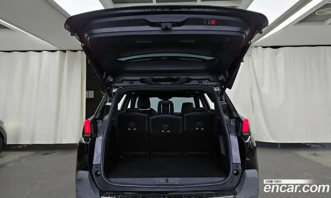 Peugeot 5008 2019 1.5 автомат (гидро), фото 20