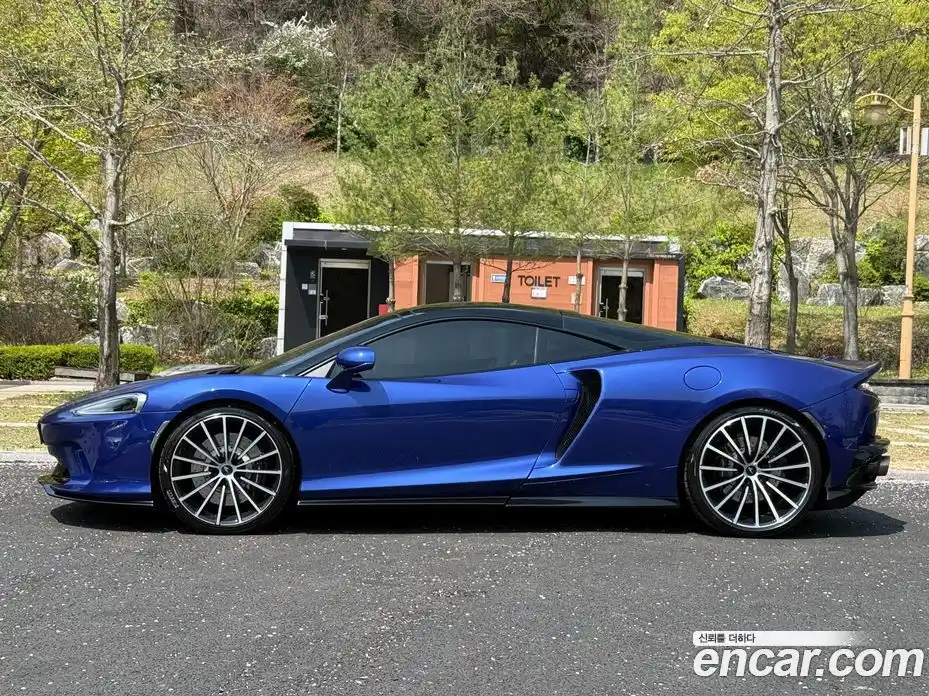 McLaren GT 2021 4.0 автомат (гидро), фото 2 McLaren GT 2021 4.0 автомат (гидро), фото 2