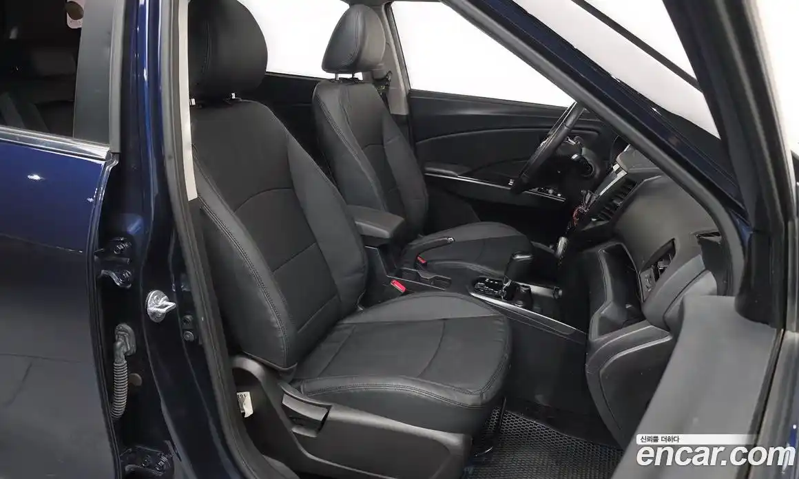 SsangYong TIBOLI 2017 1.6 автомат (гидро), фото 10