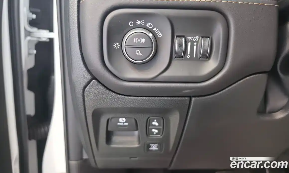 Dodge Ram Pick Up 2026 3.0 гидро, фото 13