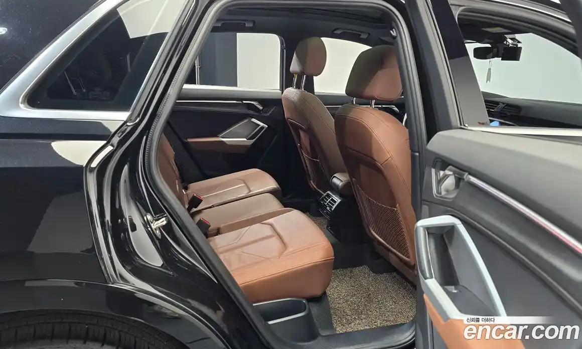 Audi Q3 2022 2.0 автомат (гидро), фото 12