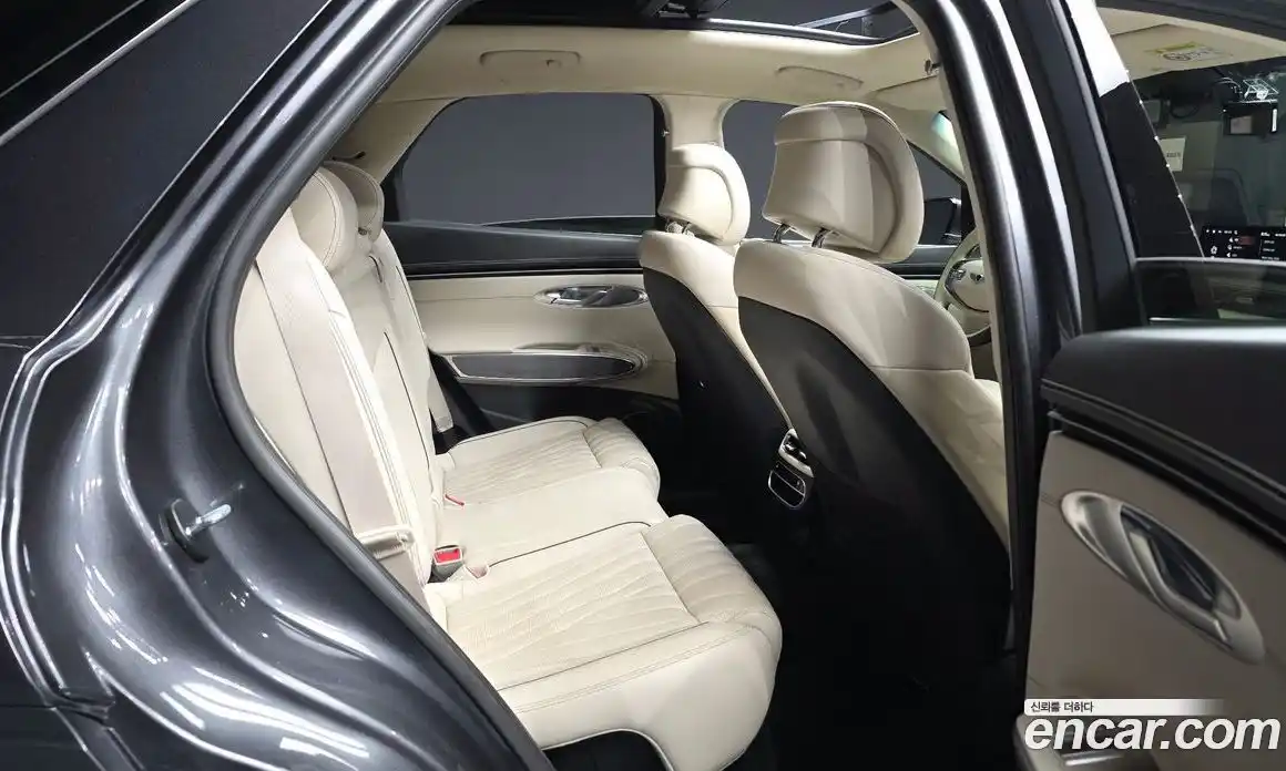 Genesis GV70 2021 2.5 автомат (гидро), фото 12
