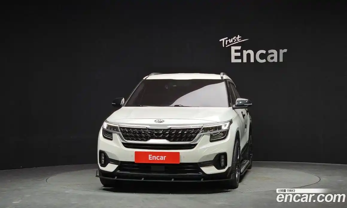 Kia Seltos 2021 1.6 автомат (гидро), фото 3
