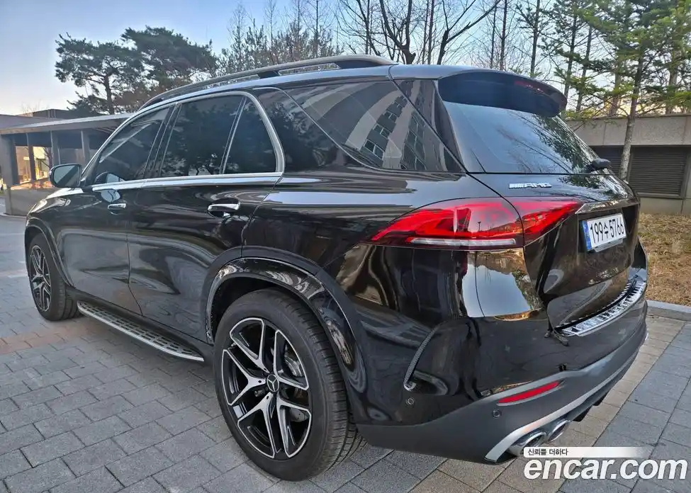 Mercedes-Benz GLE-Class 2023 3.0 автомат (гидро), фото 4