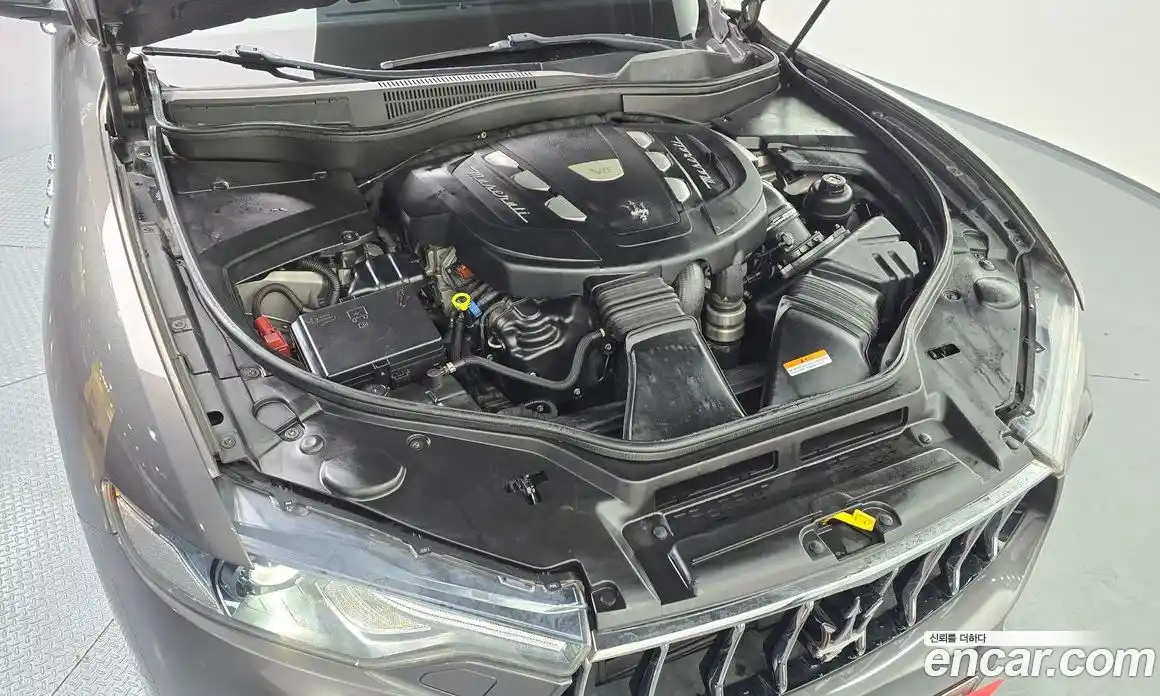 Maserati Levante 2016 3.0 гидро, фото 5