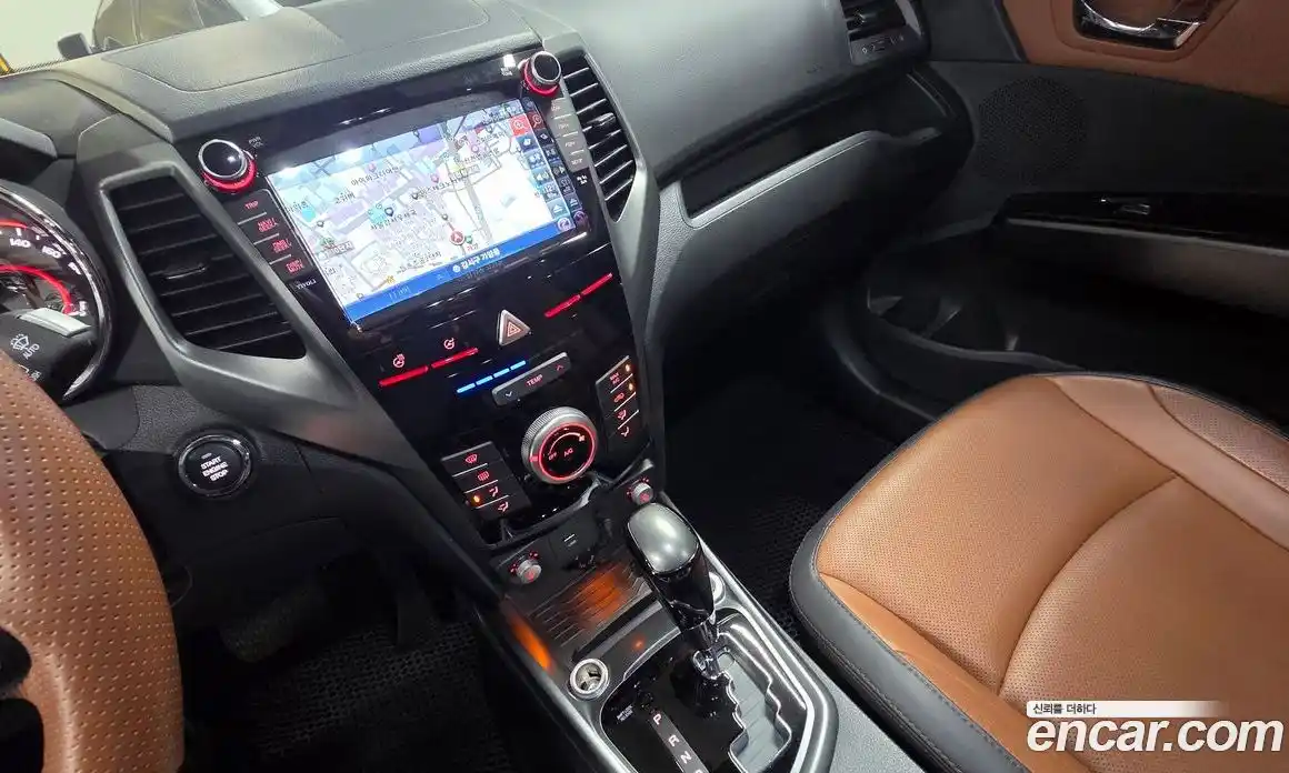 SsangYong TIBOLI 2017 1.6 автомат (гидро), фото 13