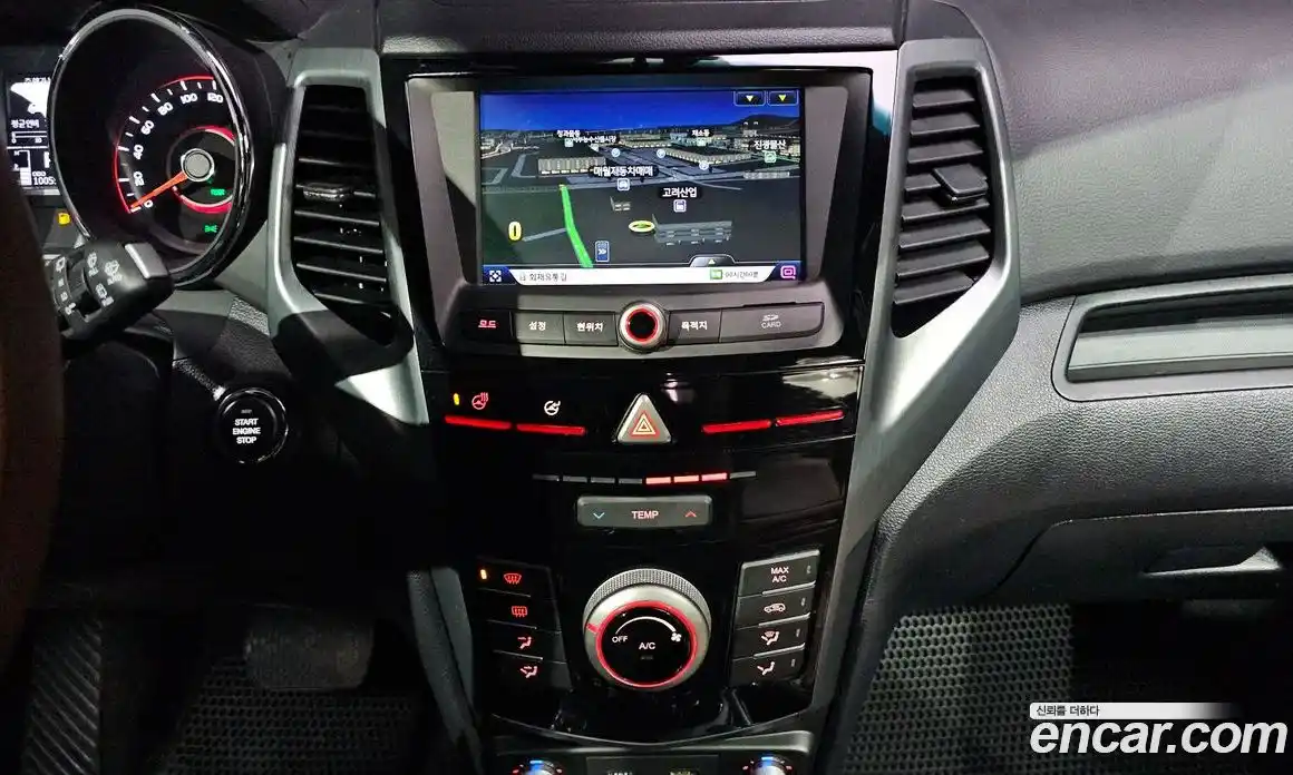 SsangYong TIBOLI 2018 1.6 автомат (гидро), фото 12