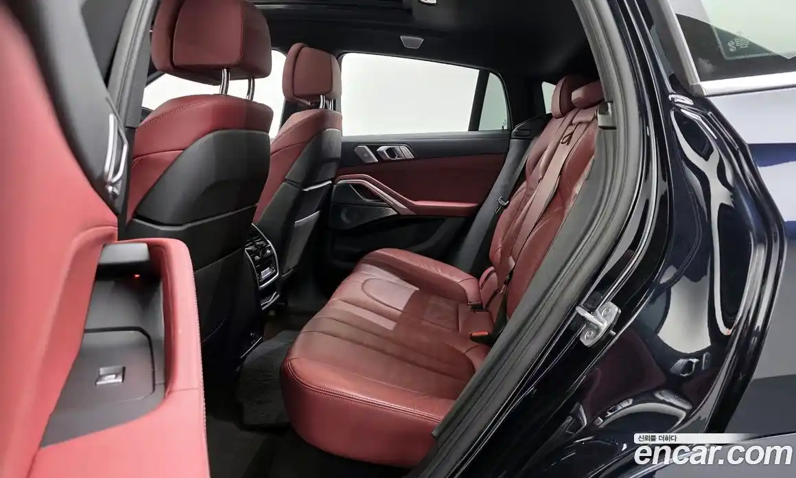 BMW X6 2021 3.0 автомат (гидро), фото 12