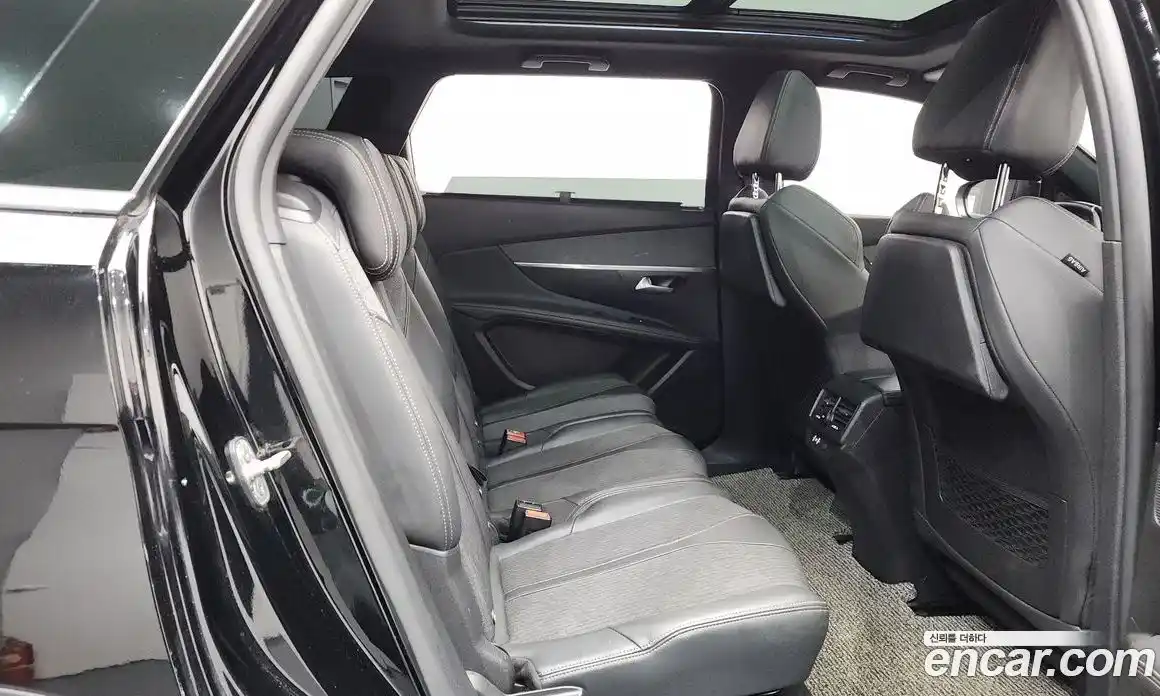 Peugeot 5008 2020 1.5 автомат (гидро), фото 12
