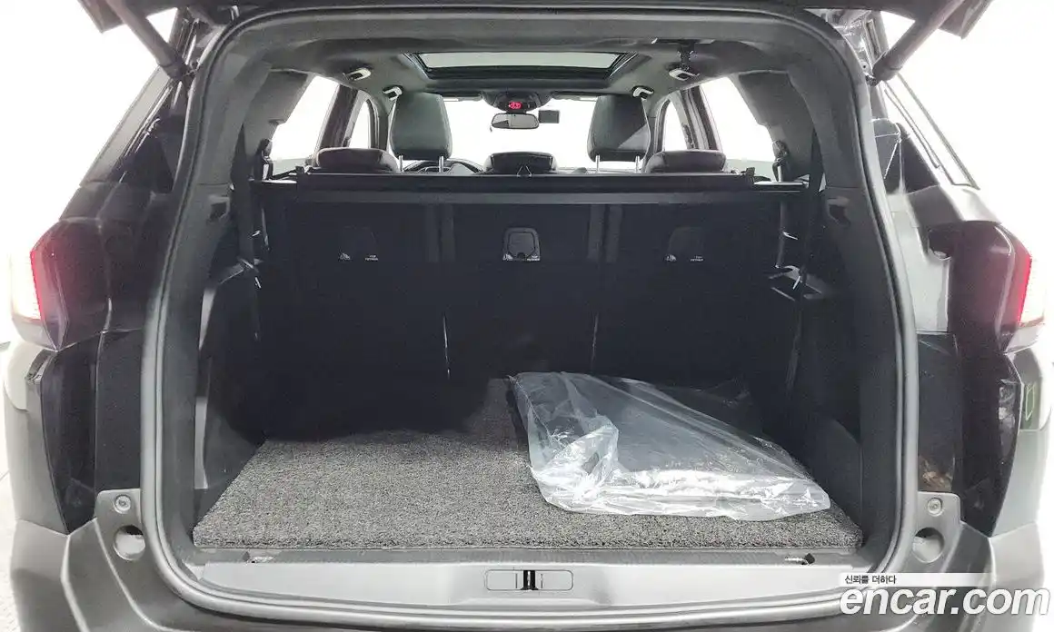 Peugeot 5008 2020 1.5 автомат (гидро), фото 20