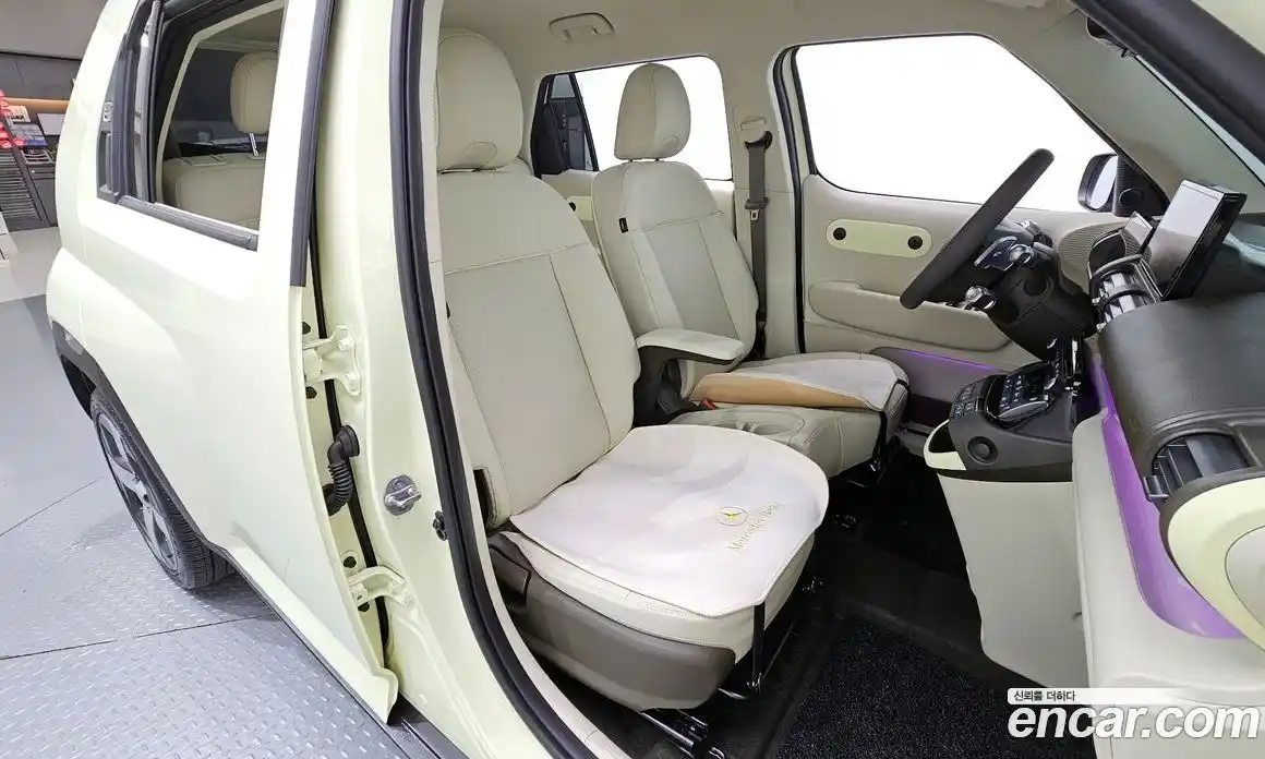 Hyundai Casper 2025 0.1 автомат (гидро), фото 15
