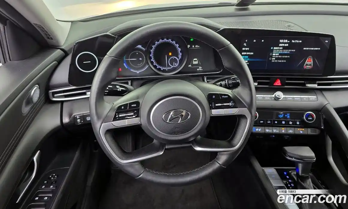 Hyundai Avante 2021 1.6 автомат (гидро), фото 19