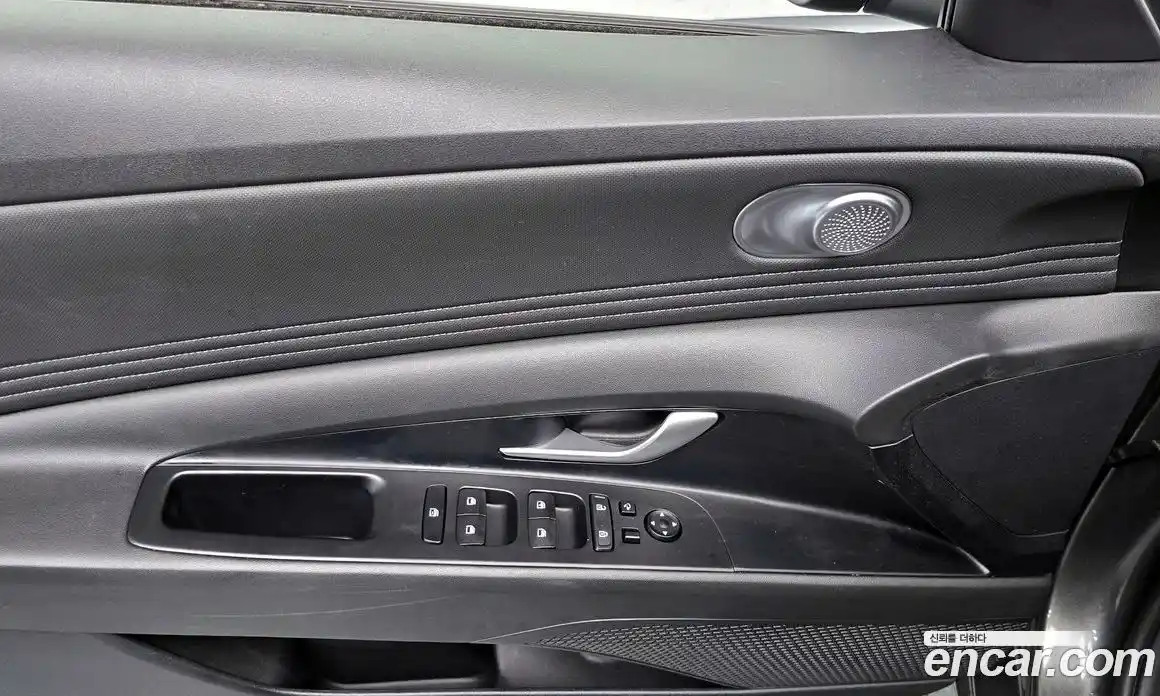 Hyundai Avante 2021 1.6 автомат (гидро), фото 30