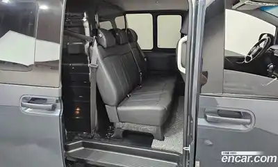 Hyundai Staria 2024 3.5 автомат (гидро), миниатюра 11