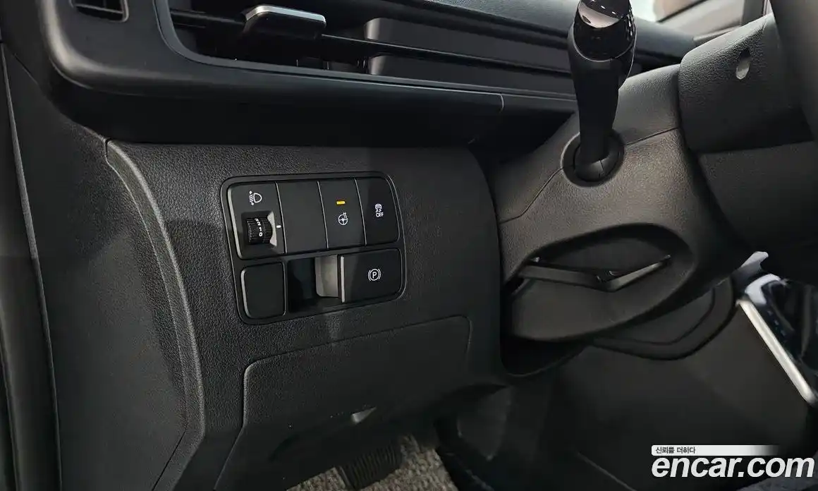 Hyundai Staria 2024 3.5 автомат (гидро), фото 20