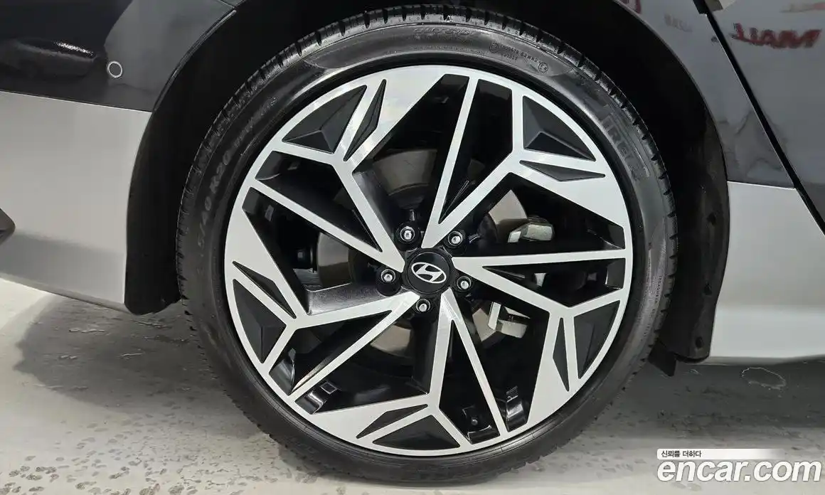 Hyundai Ioniq 6 2023 0.1 автомат (гидро), фото 5