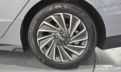 Hyundai Sonata 2024 2.0 автомат (гидро), миниатюра 7