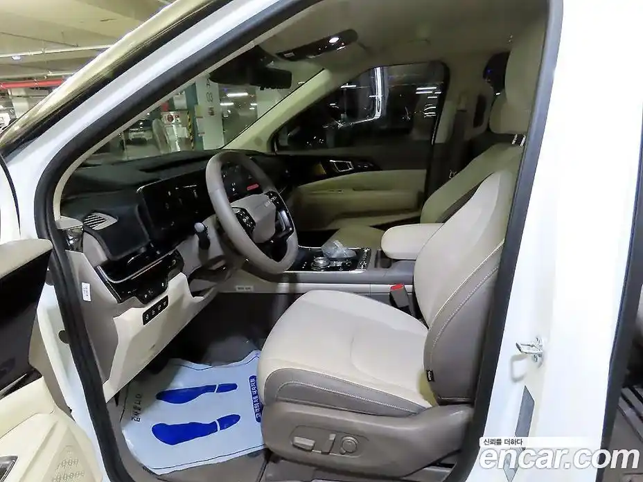 Kia Carnival 2025 2.2 автомат (гидро), фото 6