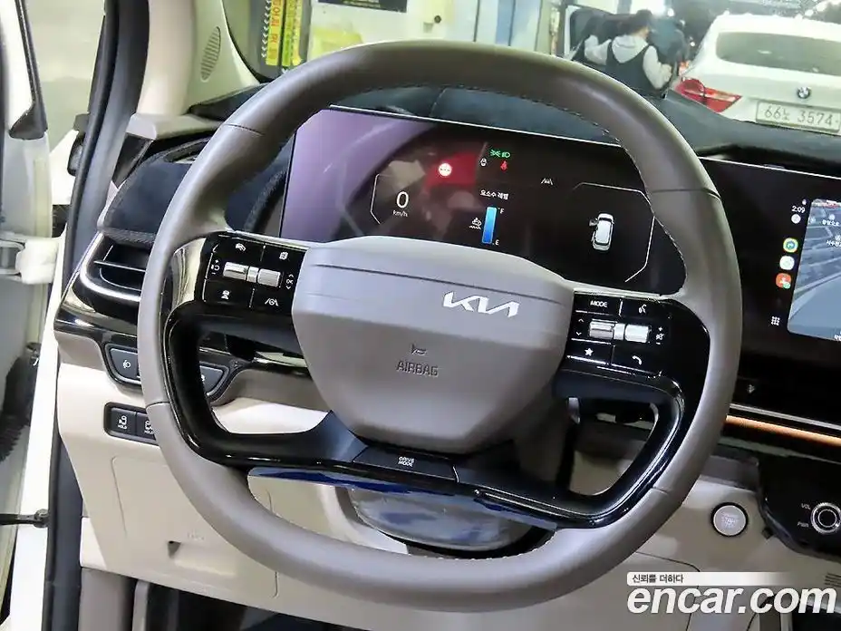 Kia Carnival 2025 2.2 автомат (гидро), фото 8