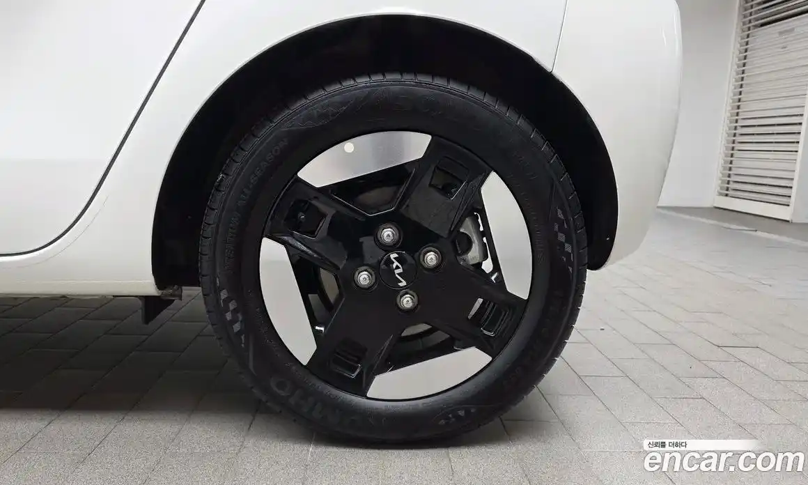 Kia Ray 2025 0.1 автомат (гидро), фото 7