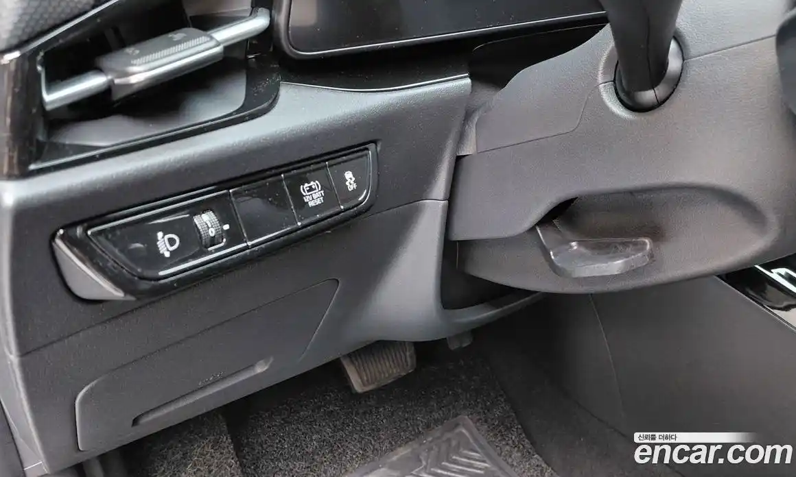 Kia Niro 2022 1.6 автомат (гидро), фото 23