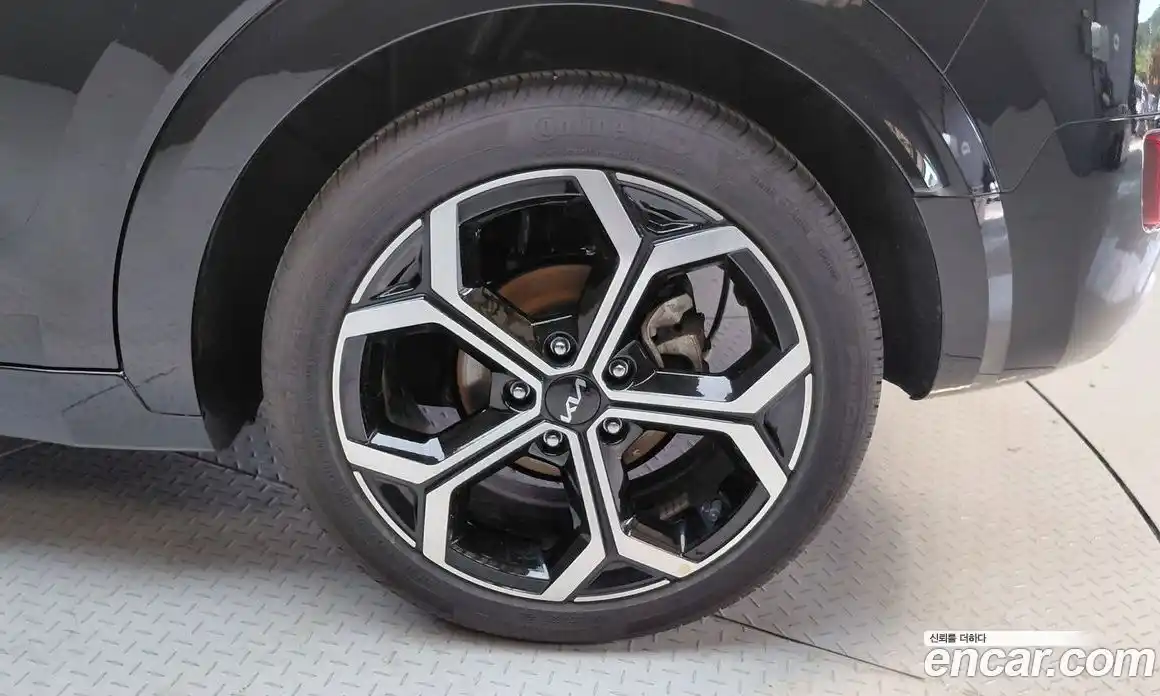 Kia Niro 2022 1.6 автомат (гидро), фото 7