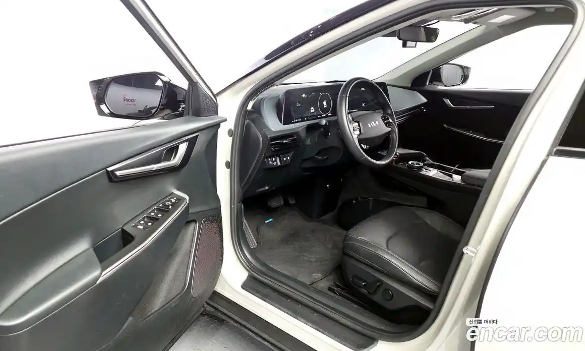 Kia EV6 2022 автомат (гидро), фото 13