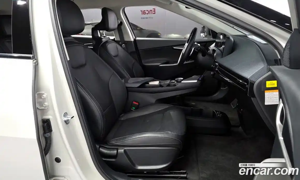 Kia EV6 2022 автомат (гидро), фото 16